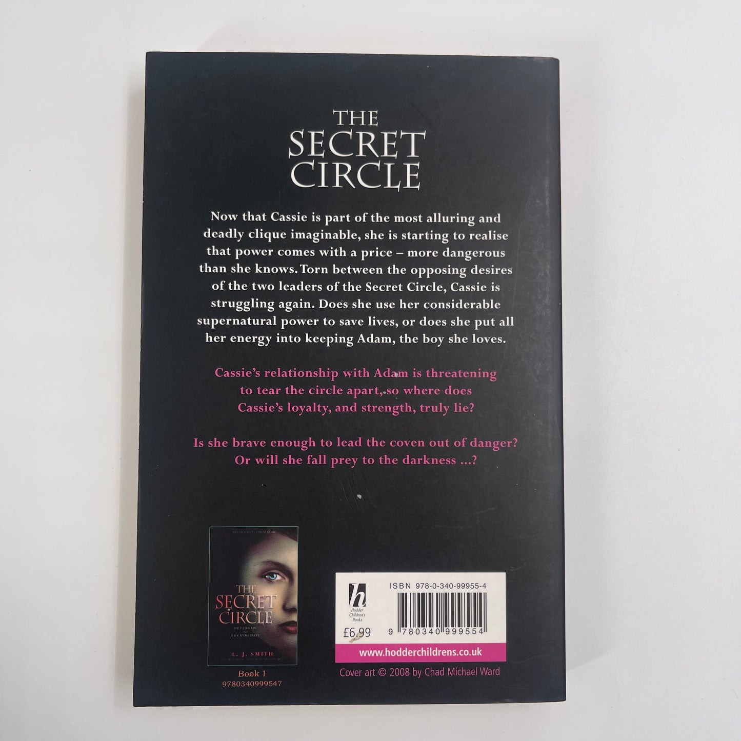 The Captive - The Power - L. J. Smith - Back Cover