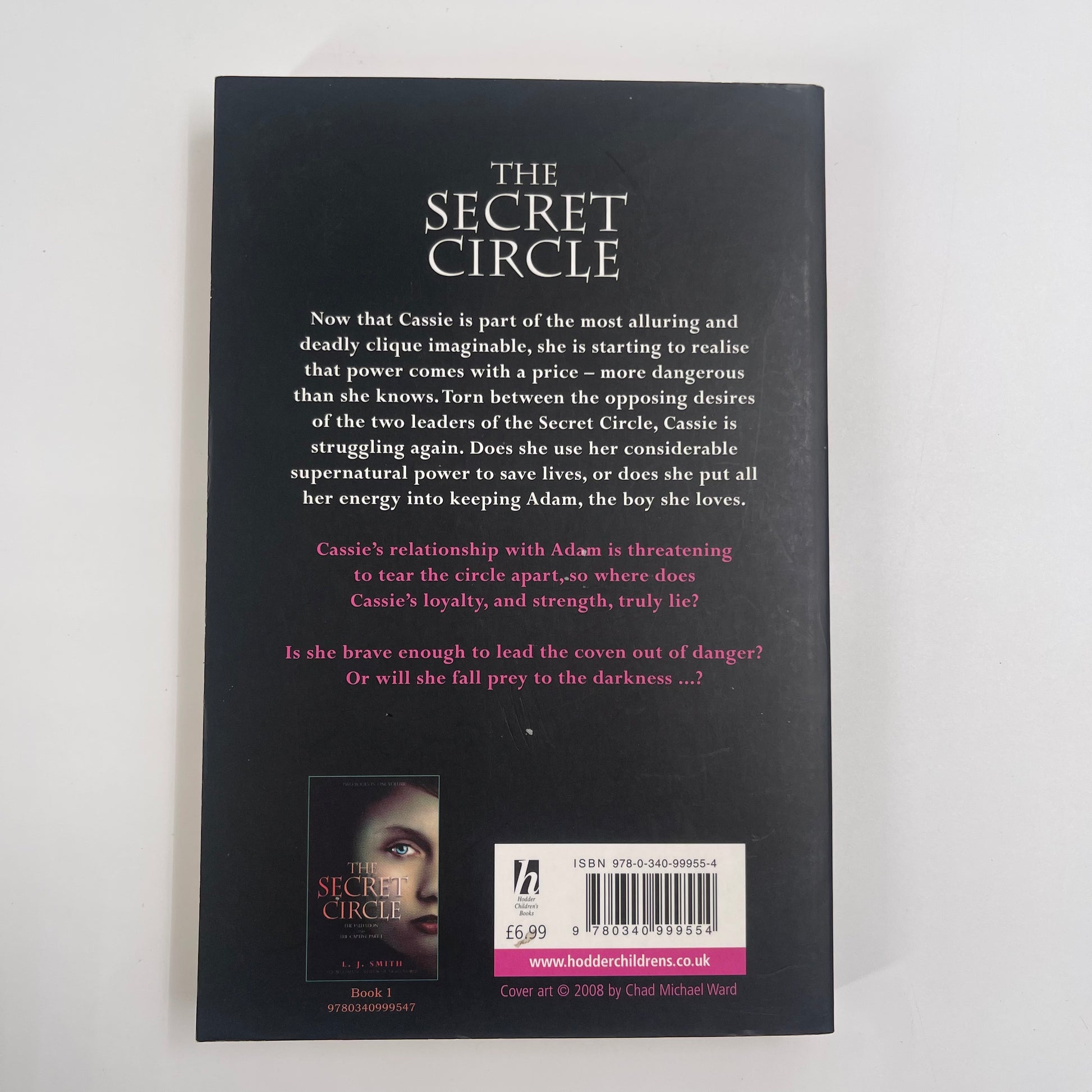The Captive - The Power - L. J. Smith - Back Cover