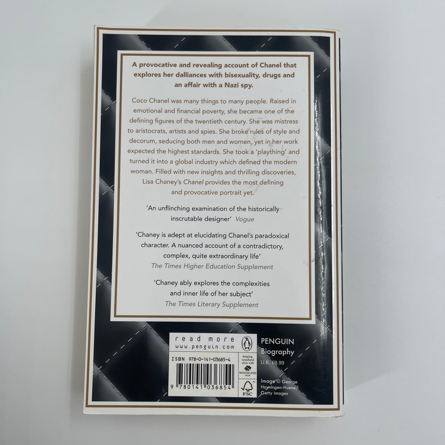 Chanel An Intimate Life - Lisa Chaney - Back Cover