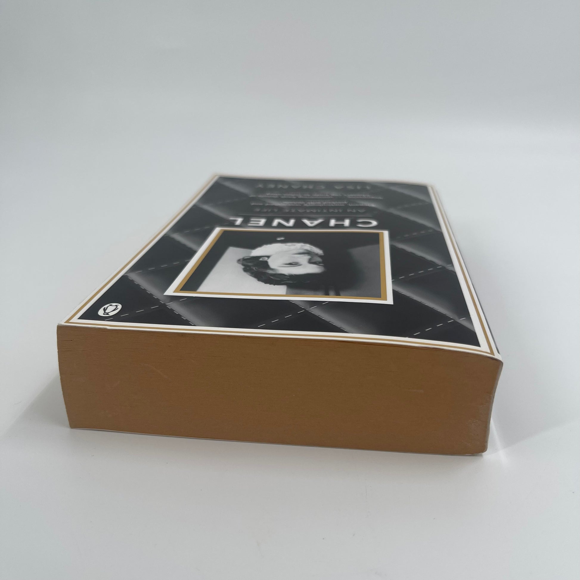 Chanel An Intimate Life - Lisa Chaney - Top Edge