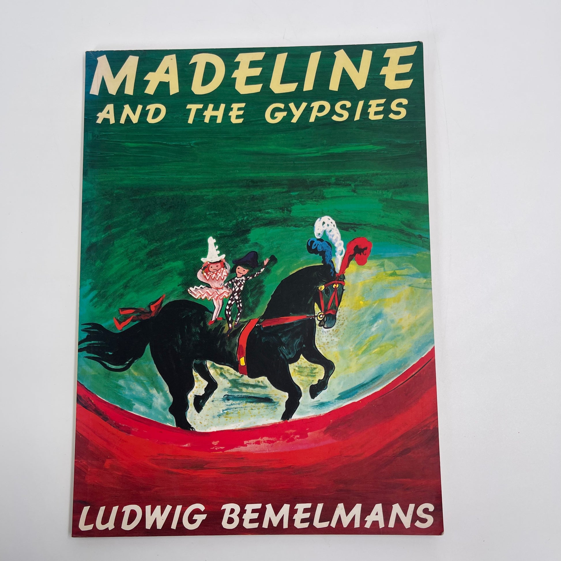 Madeline and the gypsies - Bemelmans - Front Cover