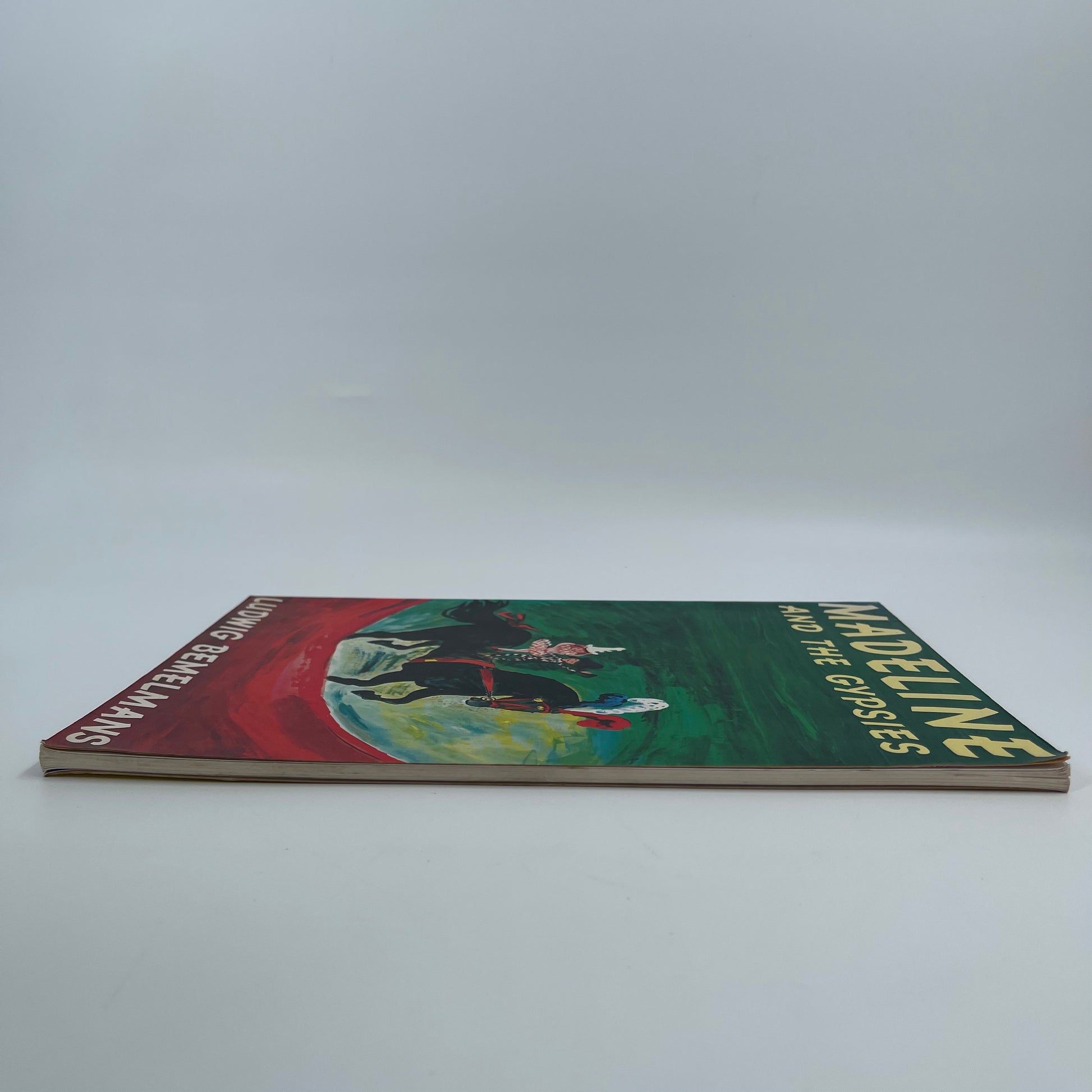 Madeline and the gypsies - Bemelmans - Fore Edge