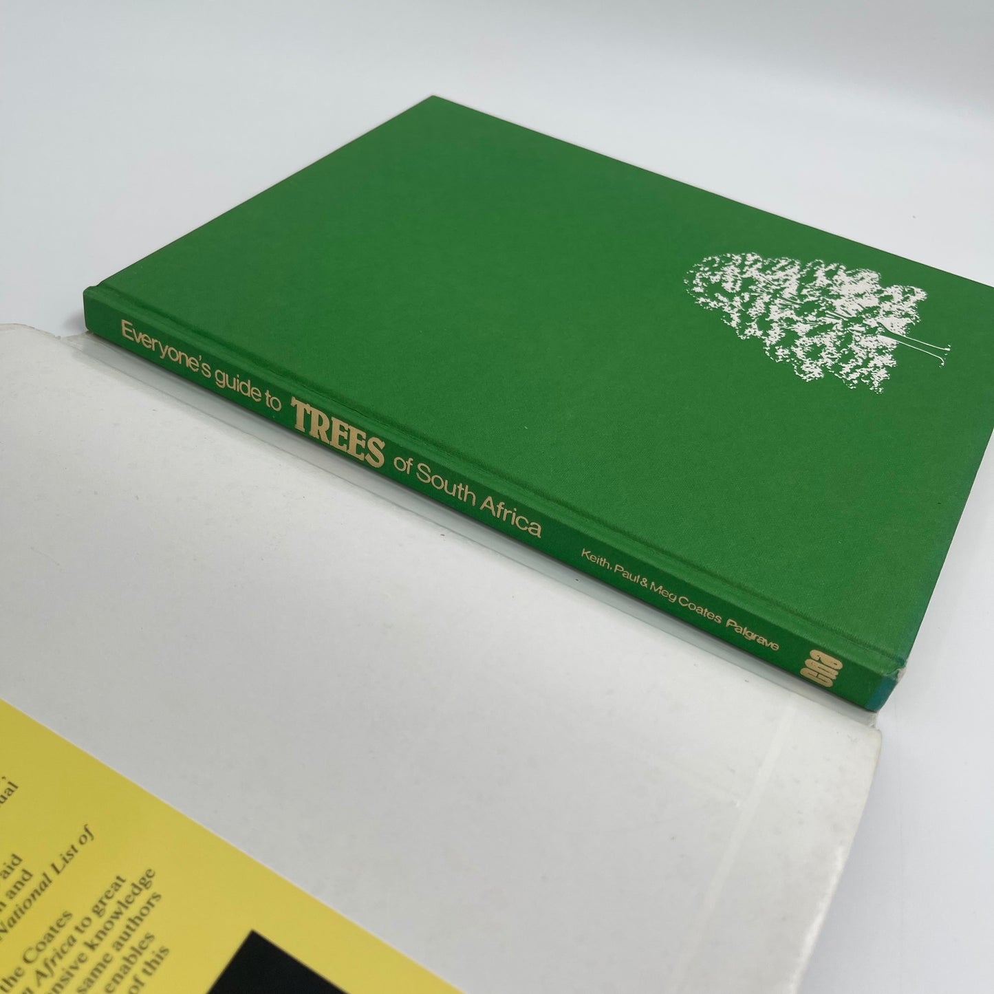 Everyone's guide to trees of South Africa - Coates Palgrave - Condition Detail 6