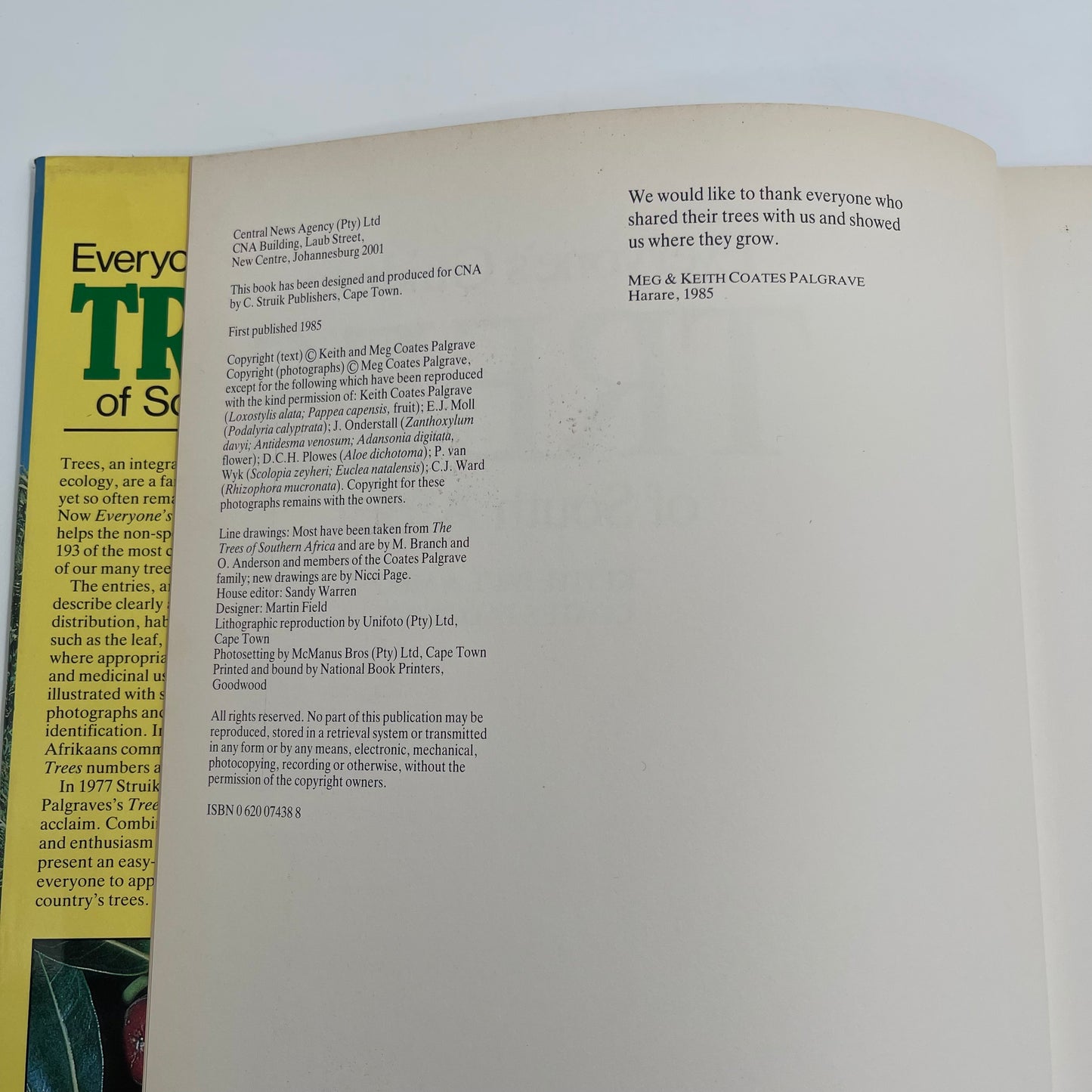 Everyone's guide to trees of South Africa - Coates Palgrave - Condition Detail 8