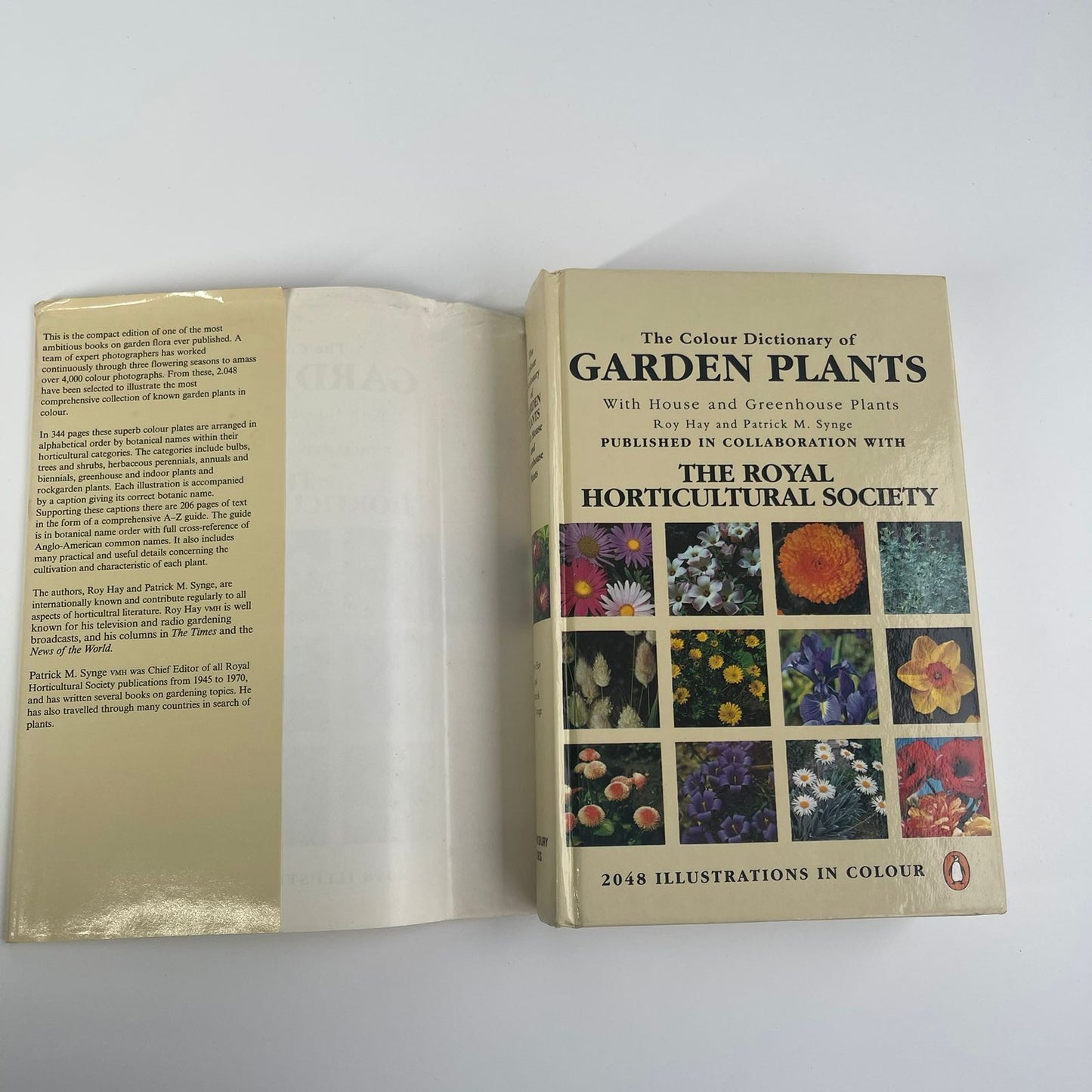 The Colour Dictionary of Garden Plants: With House and Greenhouse Plants - Roy Hay & Patrick Millington Synge