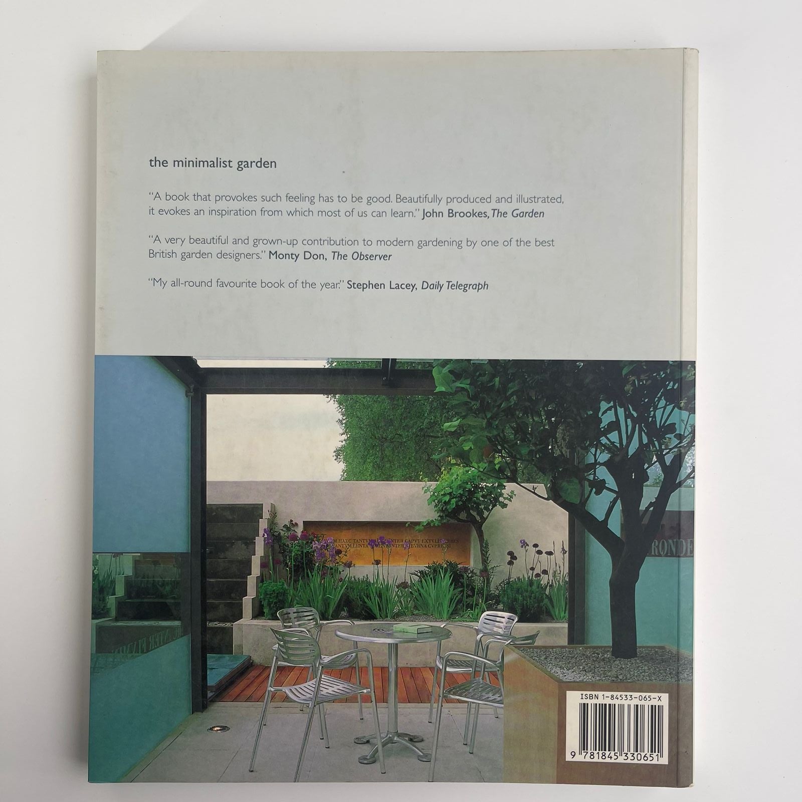 The Minimalist Garden - Christopher Bradley-Hole