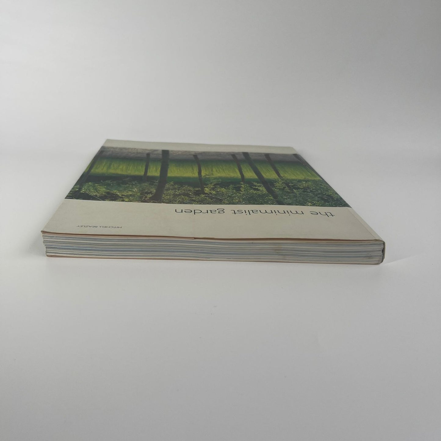 The Minimalist Garden - Christopher Bradley-Hole
