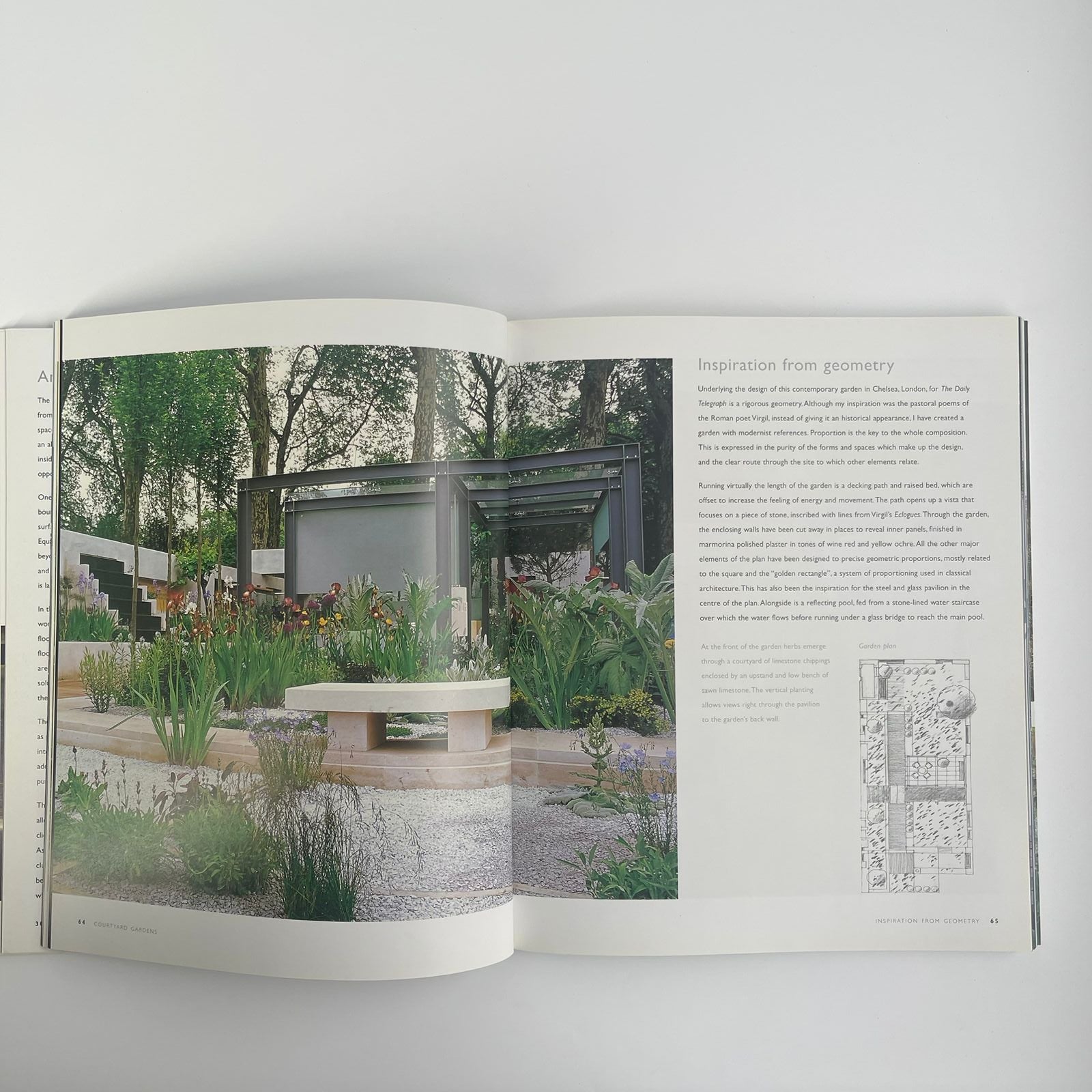 The Minimalist Garden - Christopher Bradley-Hole