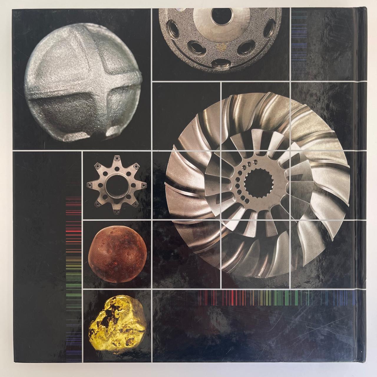 The Elements: A Visual Exploration of Every Known Atom in the Universe - Nick Mann & Theodore Gray