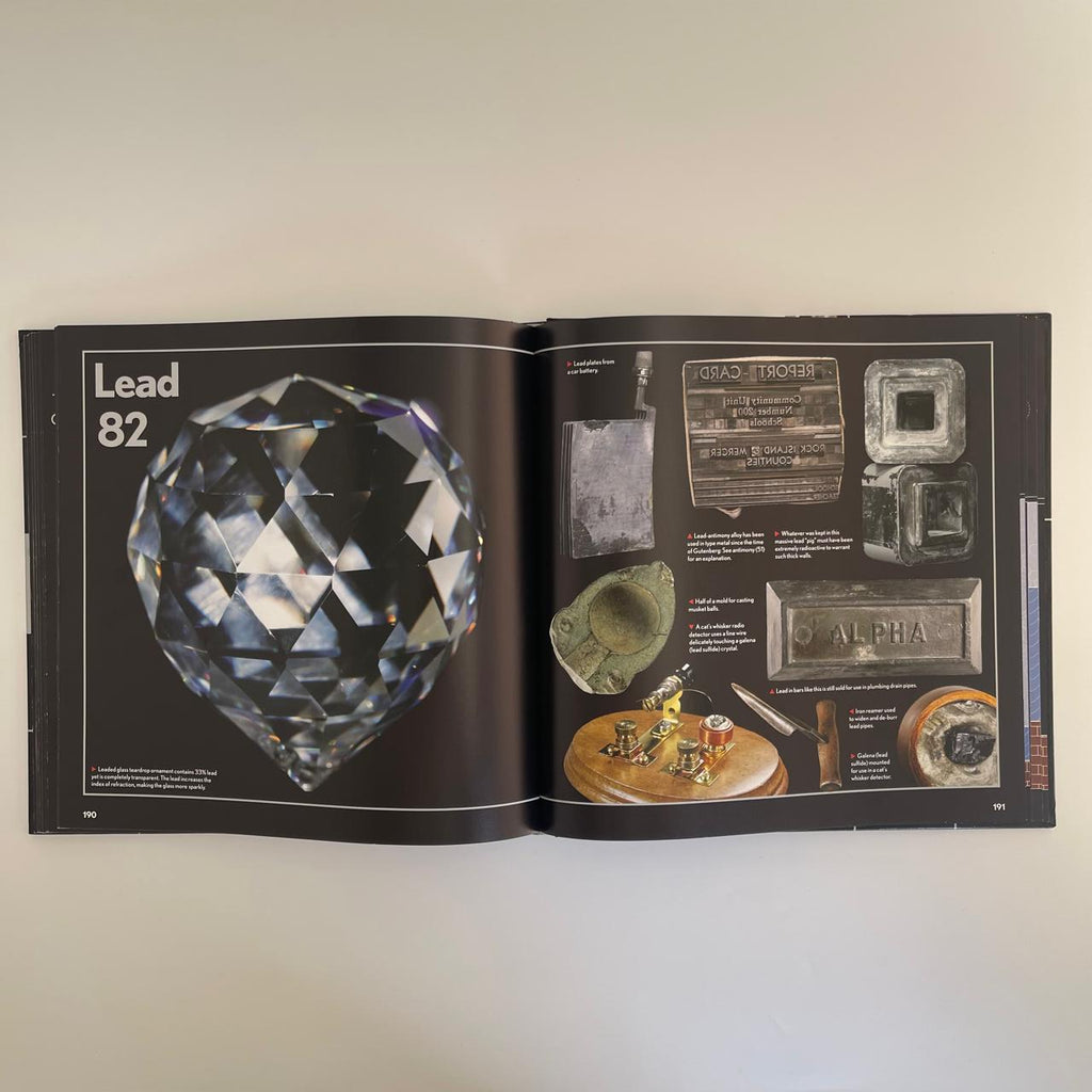 The Elements: A Visual Exploration of Every Known Atom in the Universe - Nick Mann & Theodore Gray