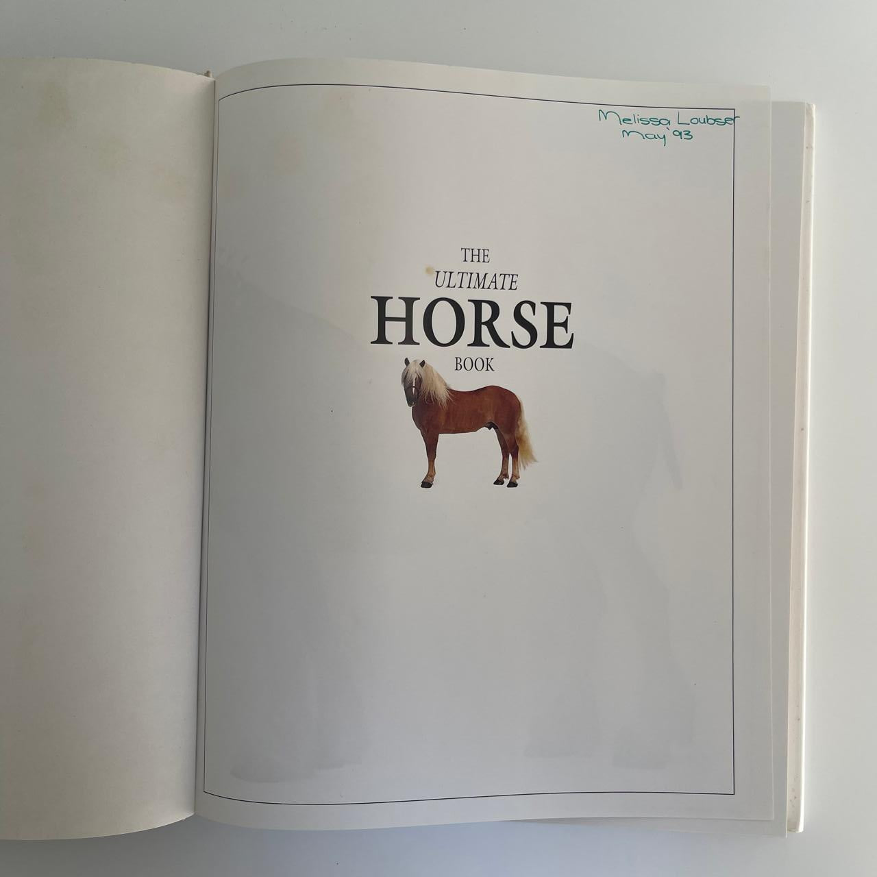 The Ultimate Horse Book - Elwyn Hartley Edwards