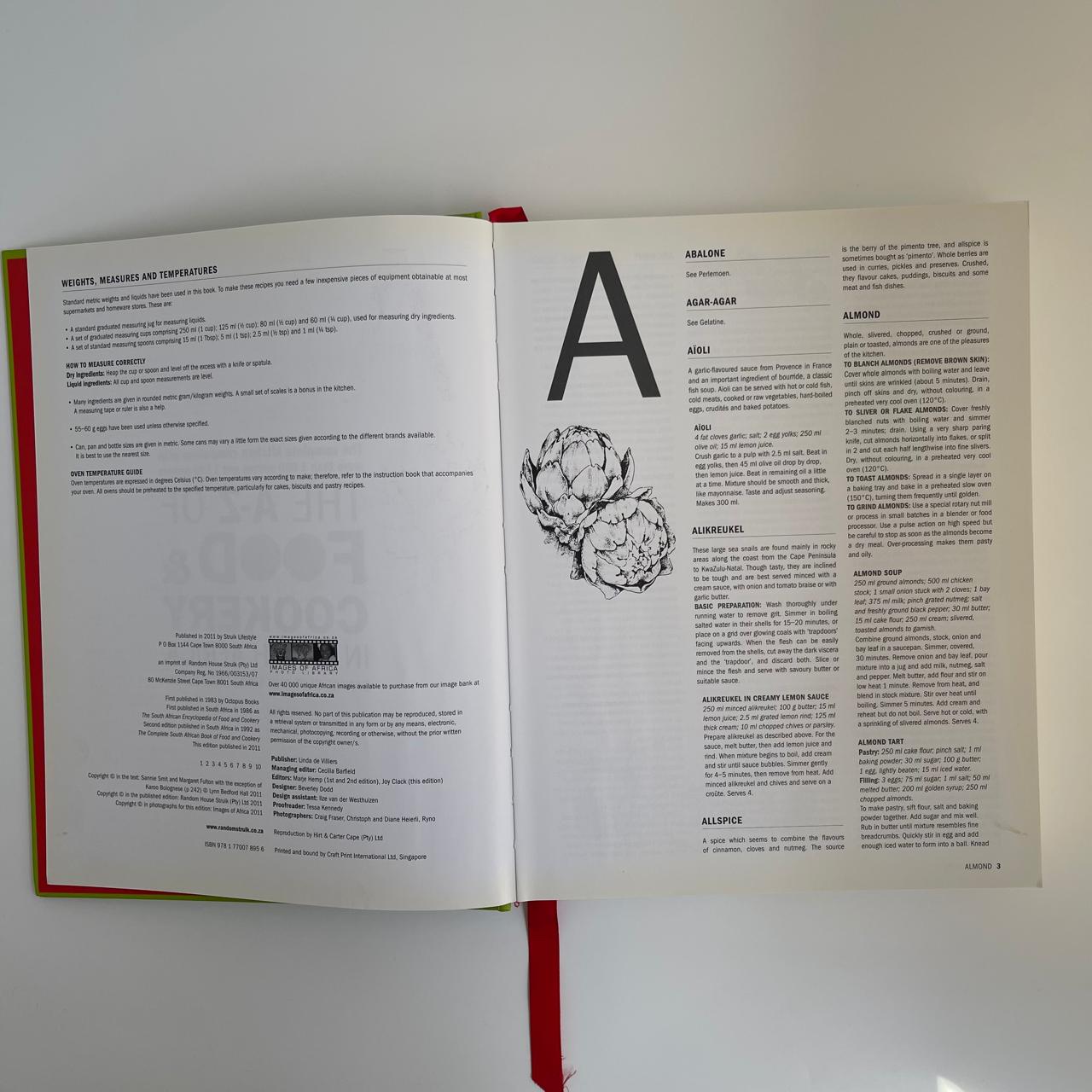 The A‑Z of Food & Cookery in South Africa - Sannie Smit & Margaret Fulton