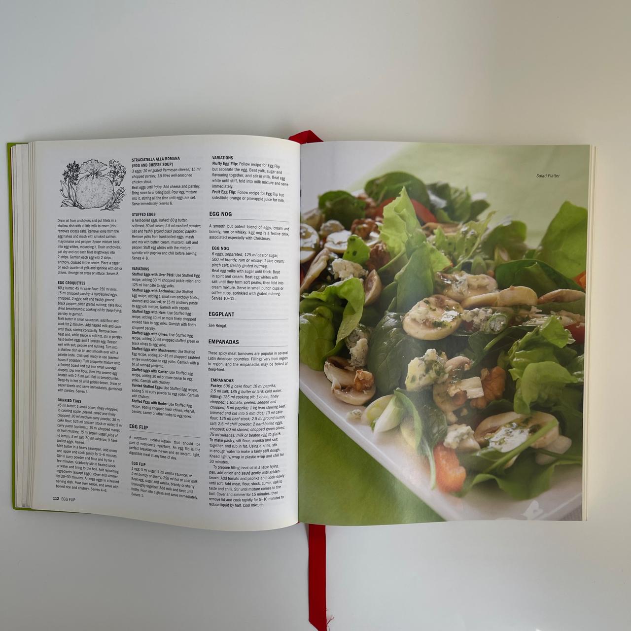 The A‑Z of Food & Cookery in South Africa - Sannie Smit & Margaret Fulton