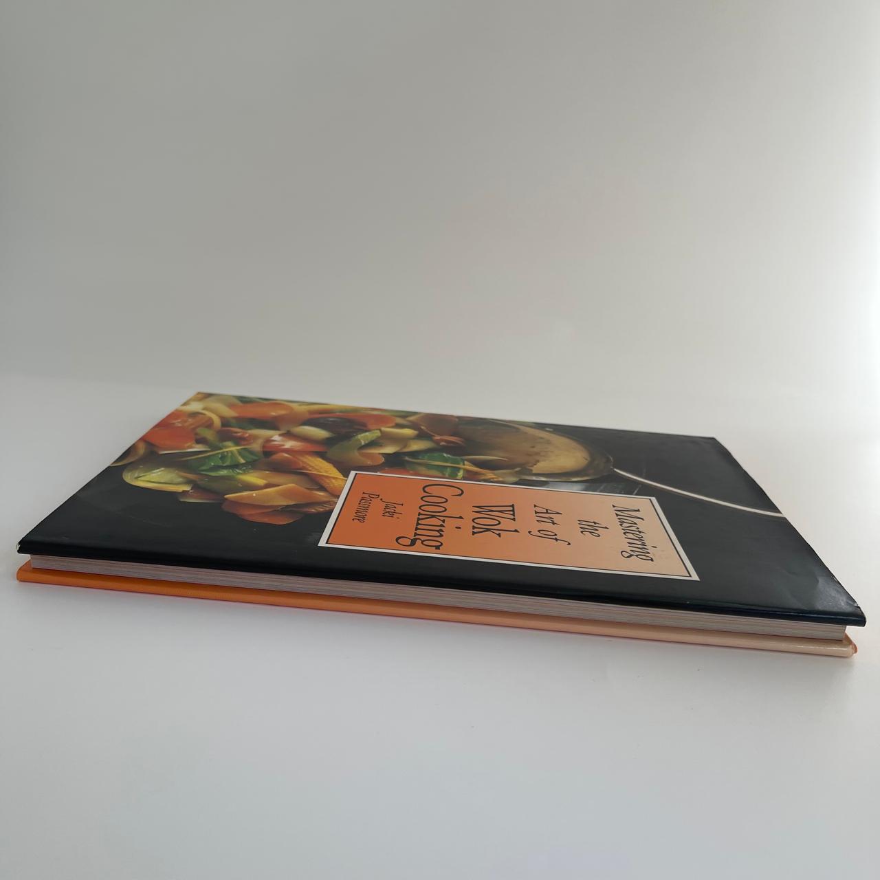 Mastering the Art of Wok Cooking - Jacki Passmore