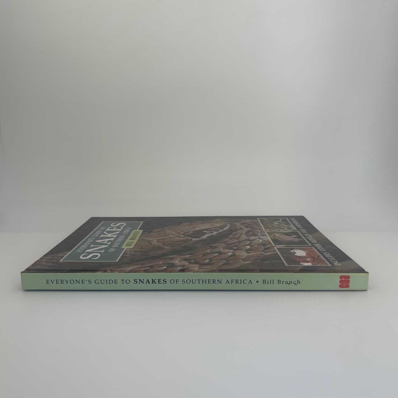 Everyone’s Guide to Snakes of Southern Africa – Bill Branch