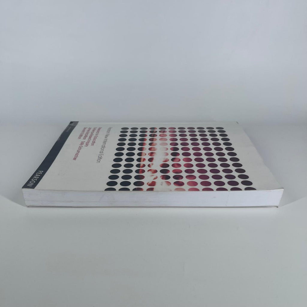 Research in Education (7th Edition) : Evidence-Based Inquiry - James H. McMillan & Sally Schumacher