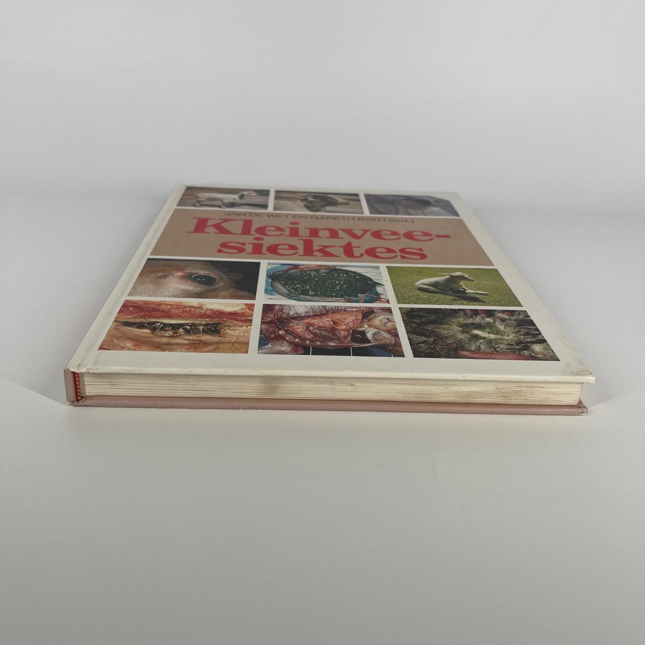 Kleinvee-Siektes - Jan de Wet & Gareth Bath