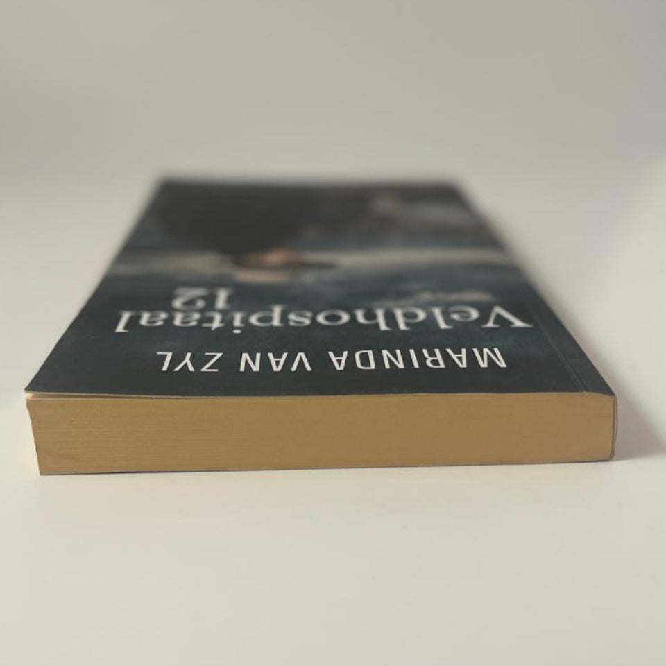 Veldhospitaal 12 — Marinda van Zyl