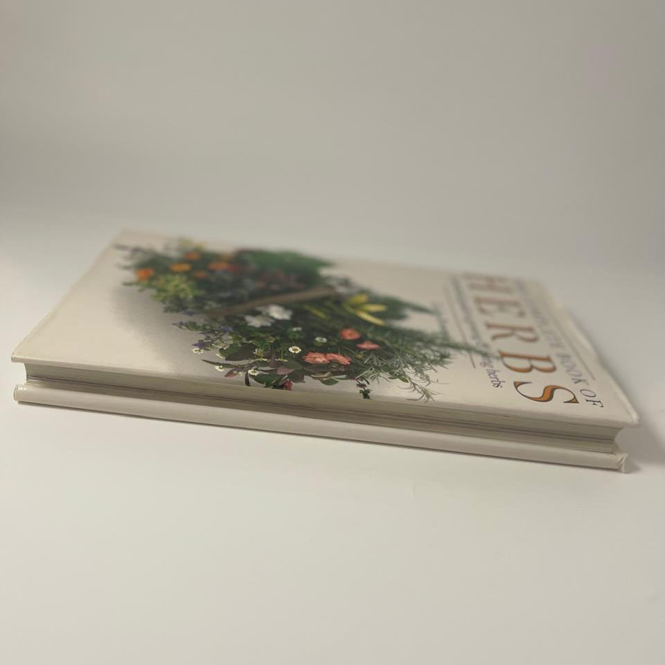 The Complete Book of Herbs - Lesley Bremness