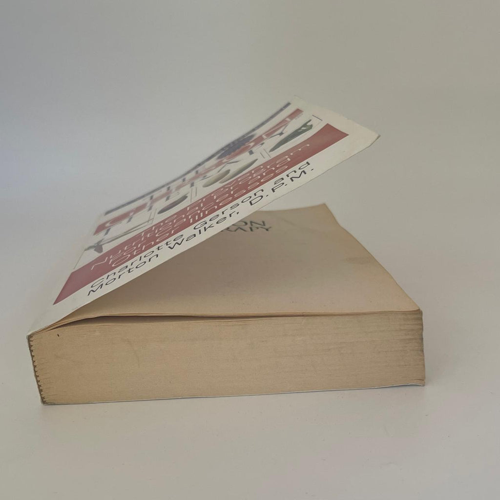 The Gerson Therapy: The Proven Nutritional Program for Cancer and Other Illnesses - Charlotte Gerson & Morton Walker