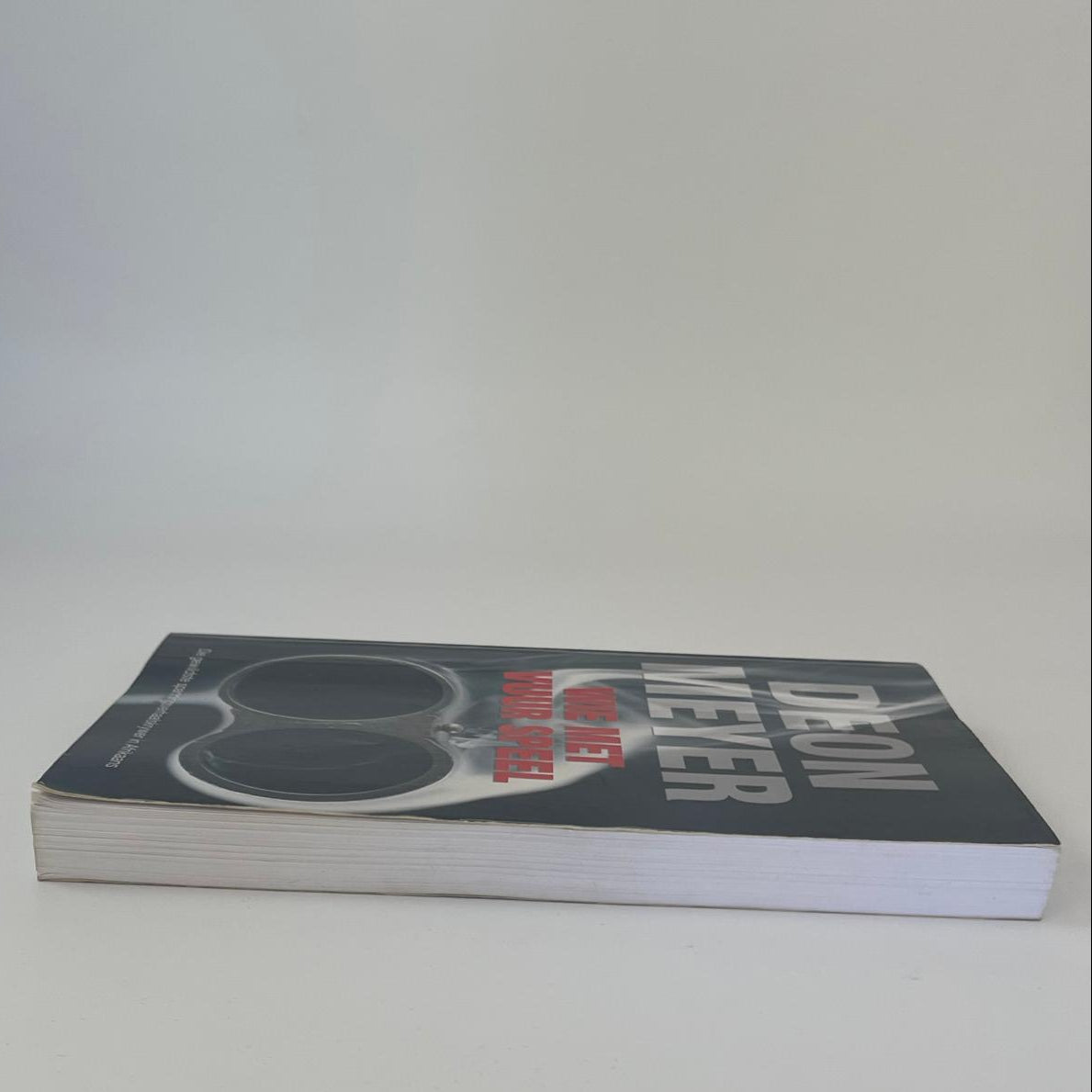 Wie met vuur speel - Deon Meyer