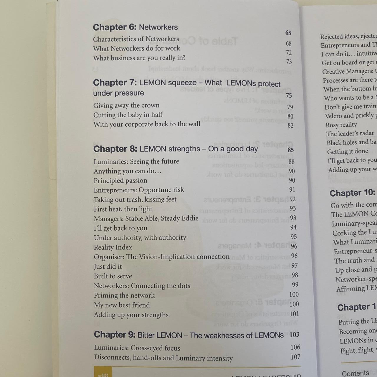 Lemon Leadership: 52 Simple Ways to Be a Better Leader - Brett Johnson