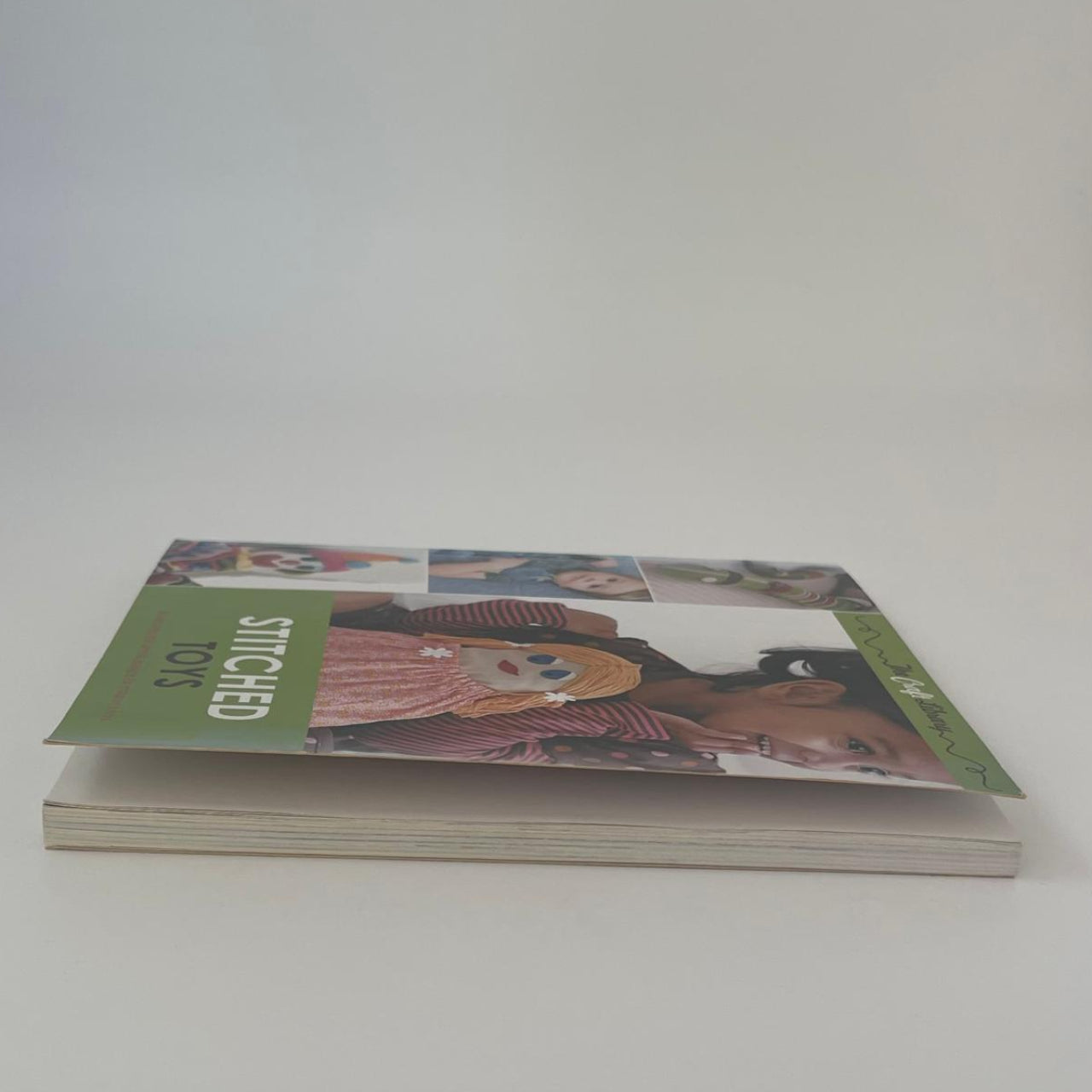 Stitched Toys: 20 stunning but simple designs for children's toys