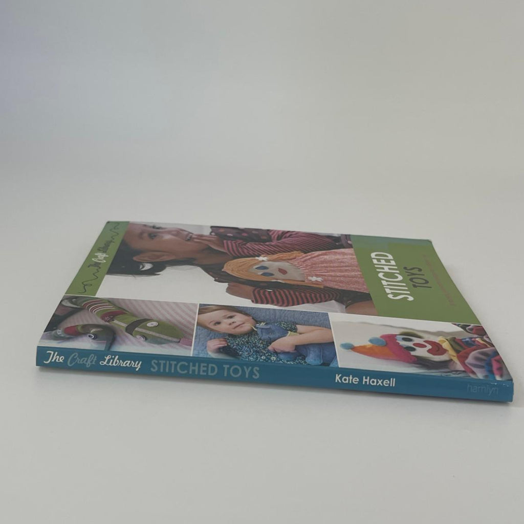 Stitched Toys: 20 stunning but simple designs for children's toys