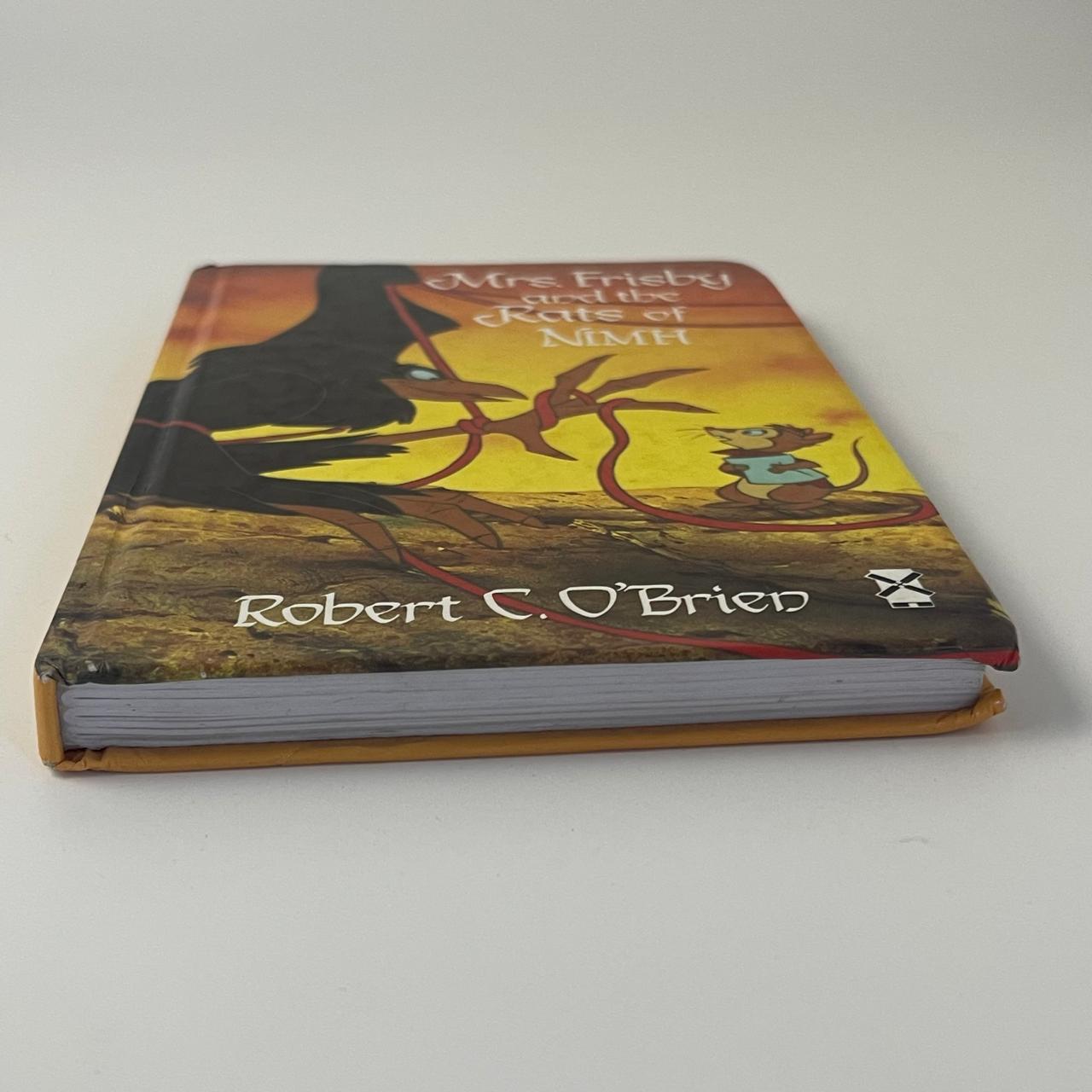 Mrs Frisby and the Rats of NIMH - Robert C. O'Brien