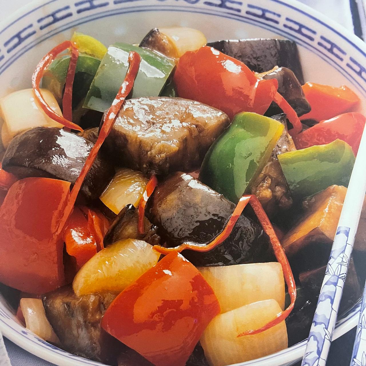 Hot & Spicy Cooking - Editor : Jillian Stewart