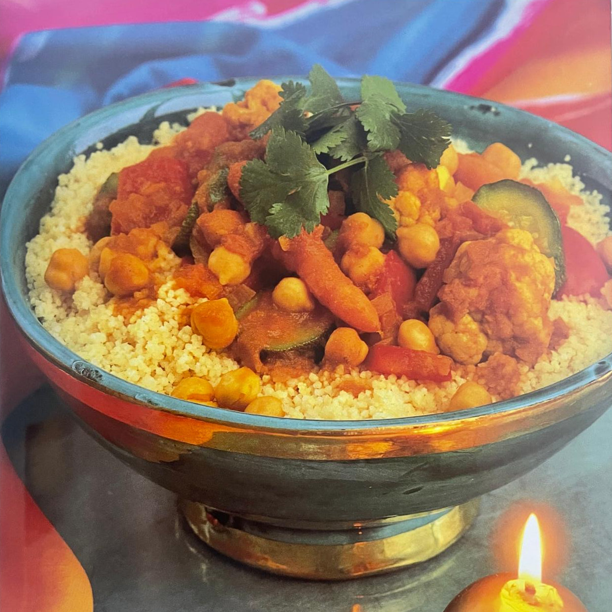 Mediterranean: A Taste of the Sun in Over 150 Recipes - Jacqueline Clark and Joanna Farrow