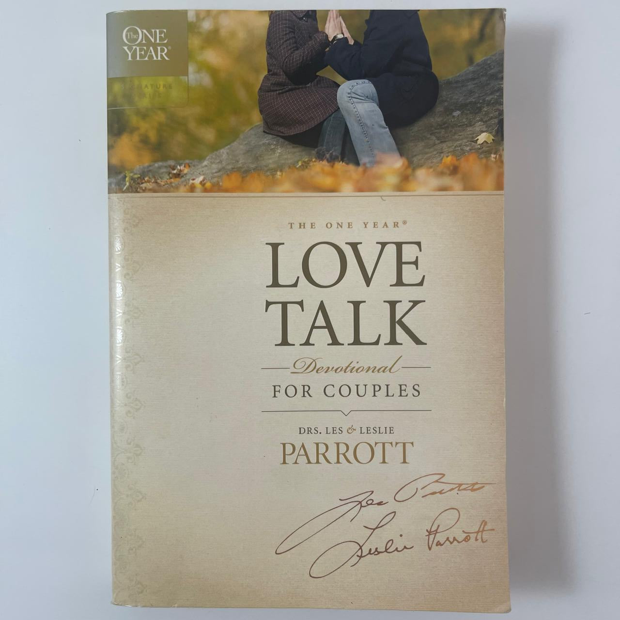 Love Talk: A Devotional for Couples - Drs. Les & Leslie Parrott