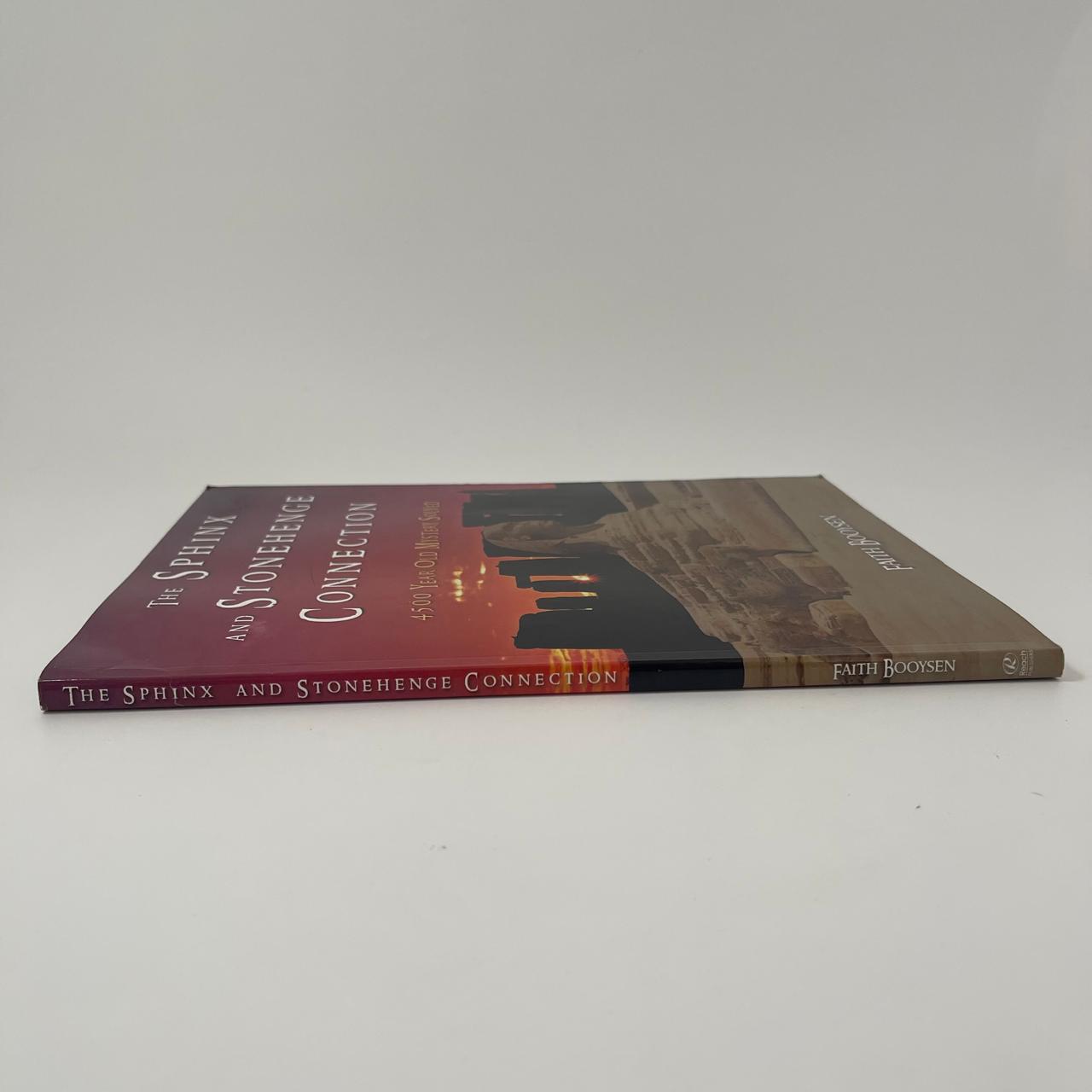 The Sphinx and Stonehenge Connection - Faith Booysen