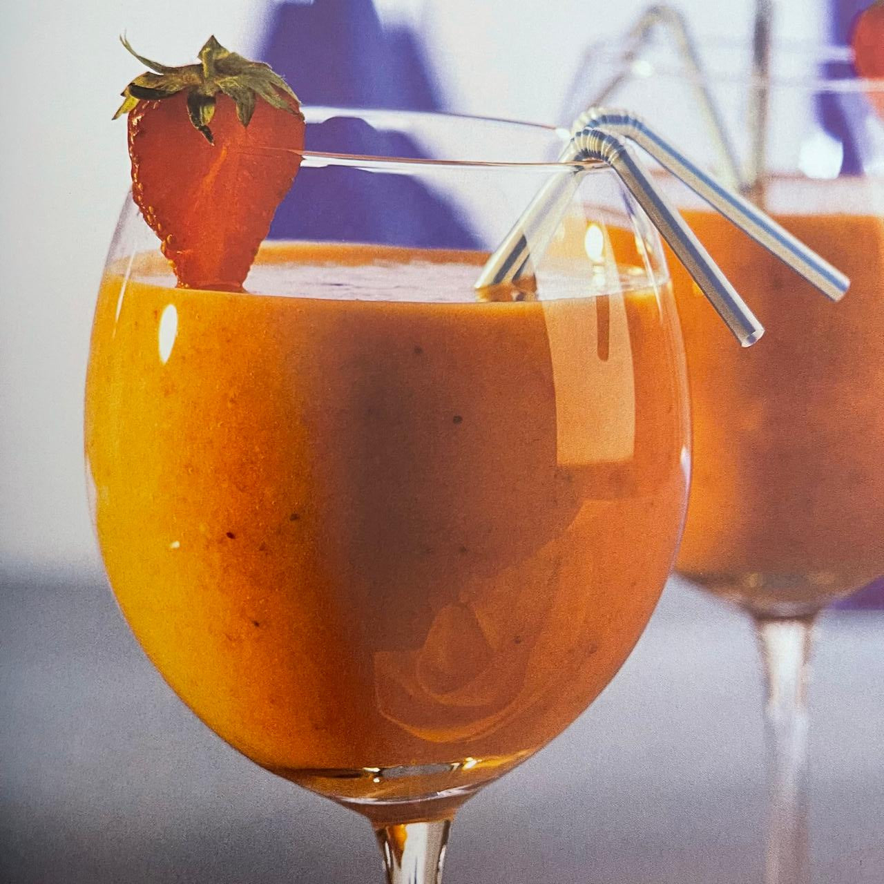 Smoothies and Juices - Christine Ambridge