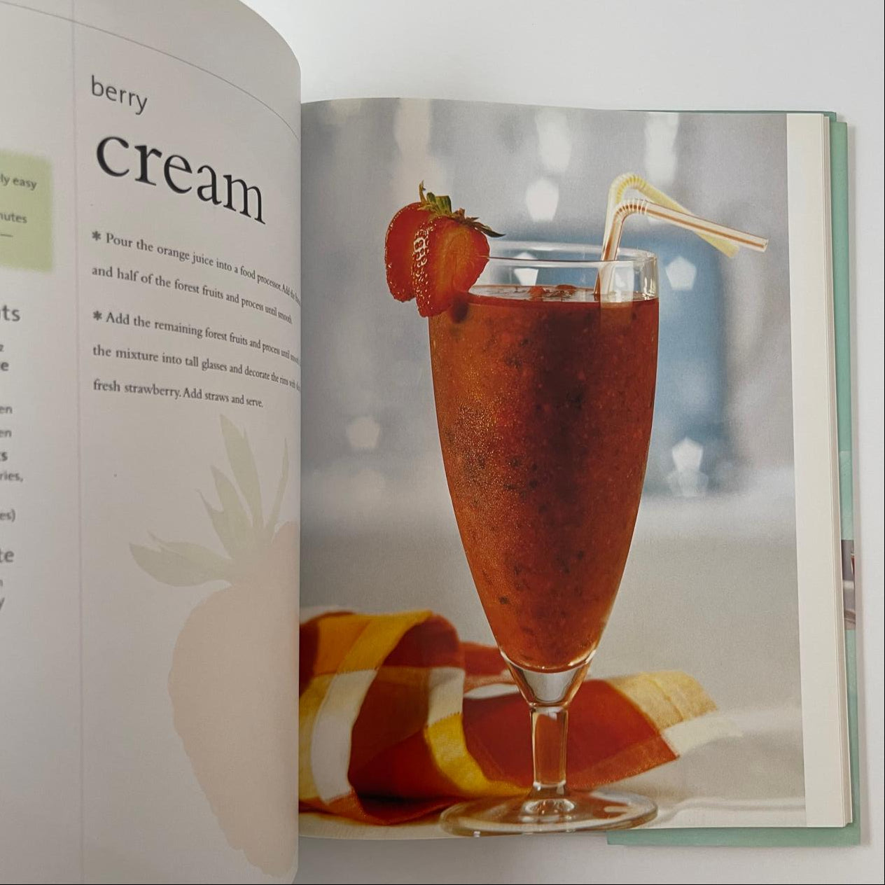Smoothies and Juices - Christine Ambridge