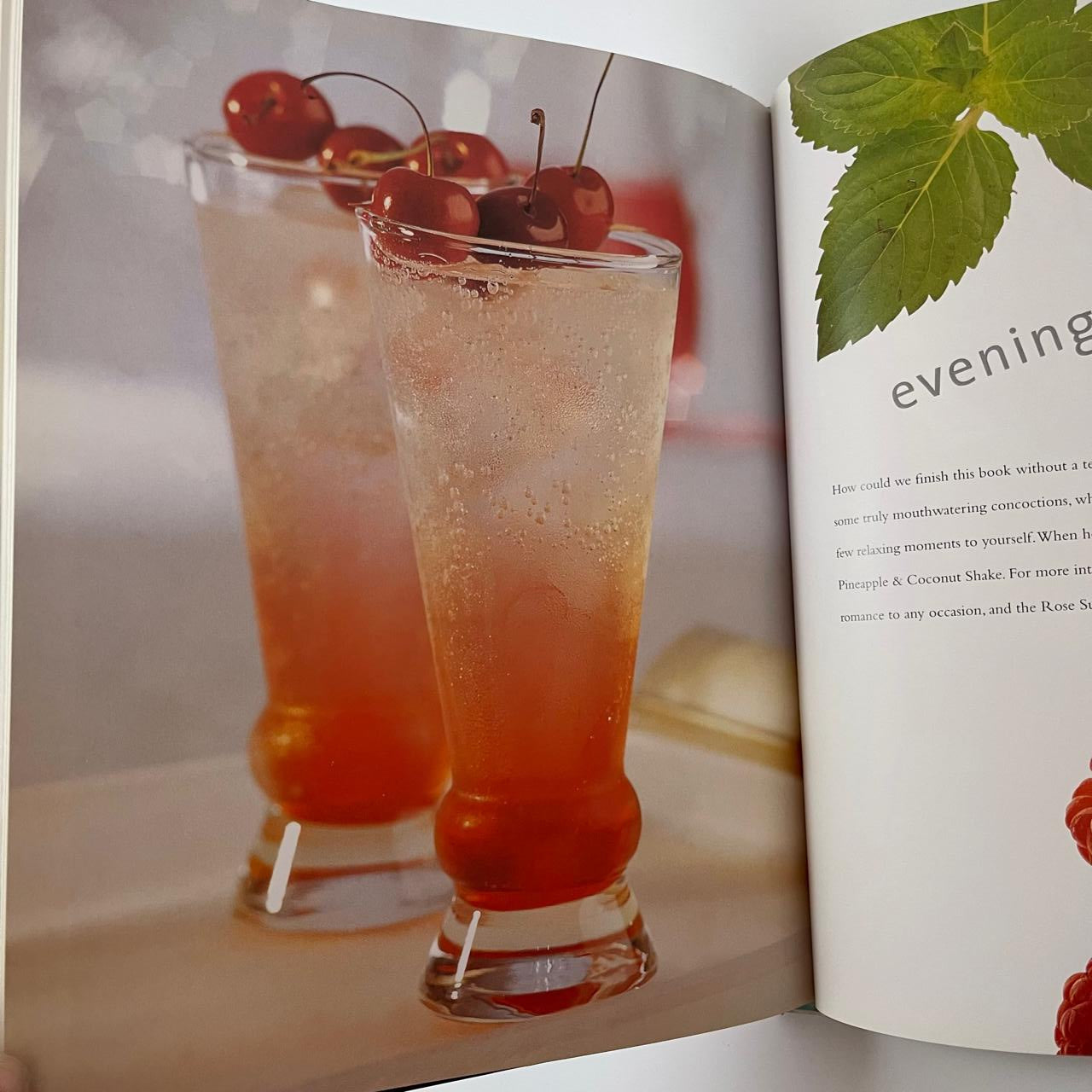 Smoothies and Juices - Christine Ambridge