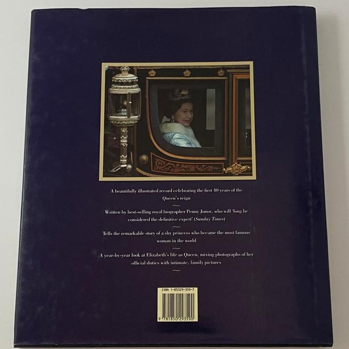 Queen Elizabeth II: 1952–1992 - Penny Junor