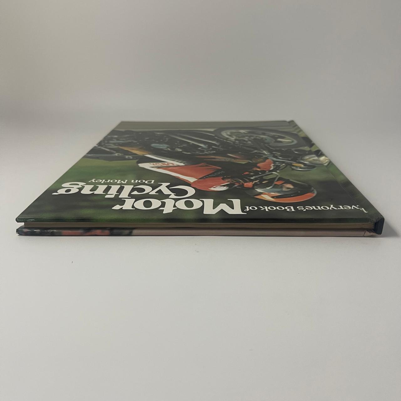 Everyone's Book of Motor Cycling - Don Morley