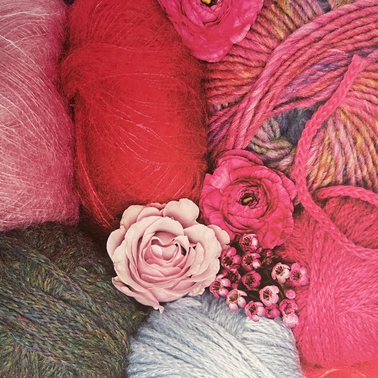 Knits to Give – 30 Knitted Gift Ideas – Debbie Bliss