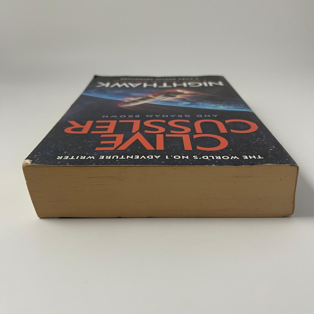 Nighthawk (A NUMA Files Adventure) - Large Format – Clive Cussler & Graham Brown