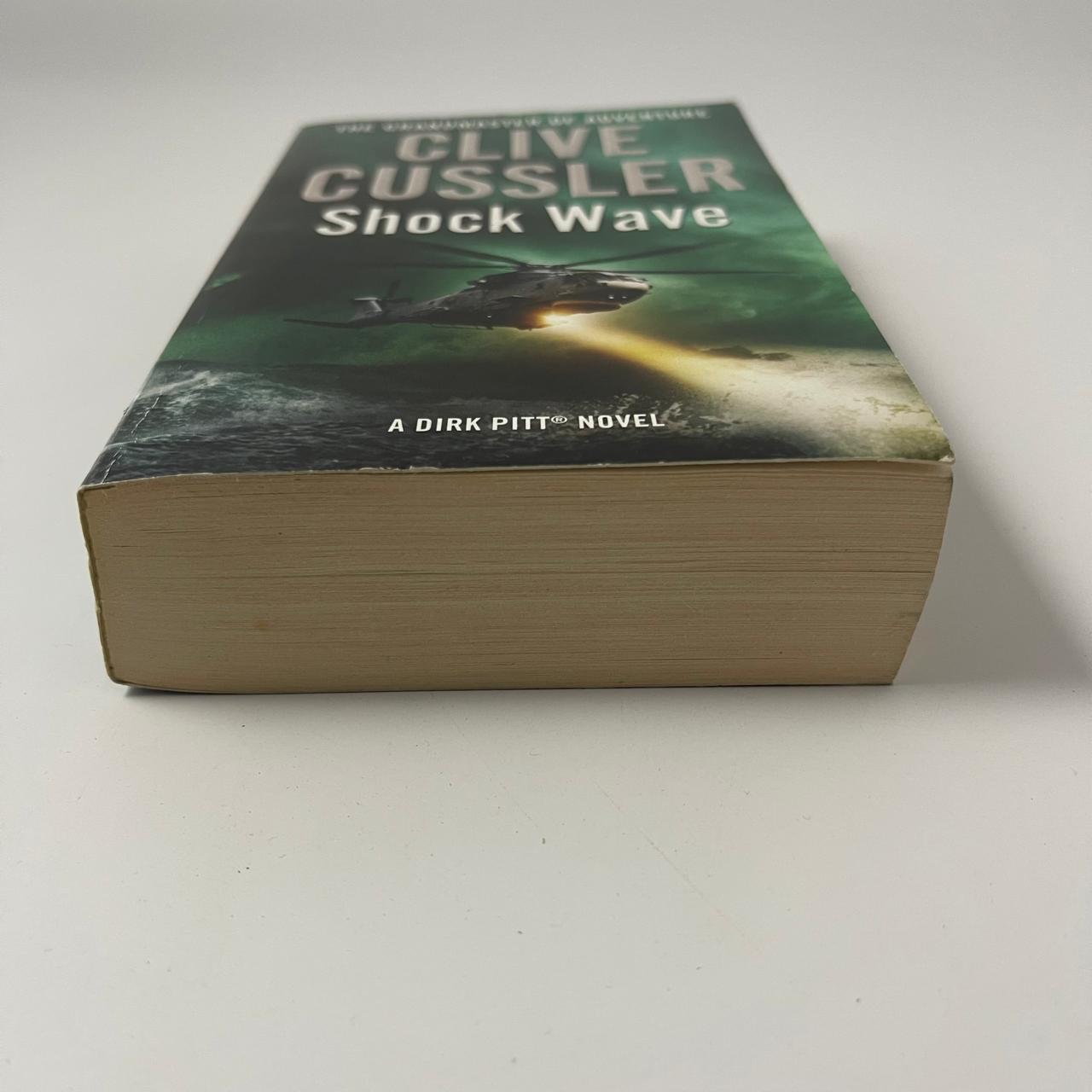 Shock Wave (A Dirk Pitt Adventure) – Clive Cussler