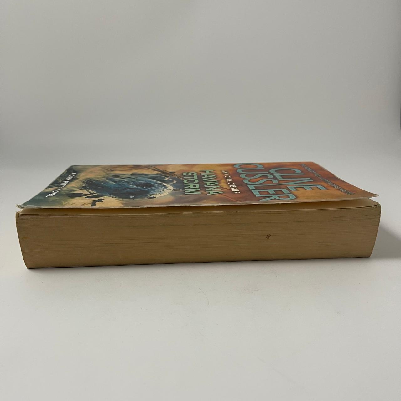 Havana Storm (A Dirk Pitt Adventure) – Large Format - Clive Cussler & Dirk Cussler