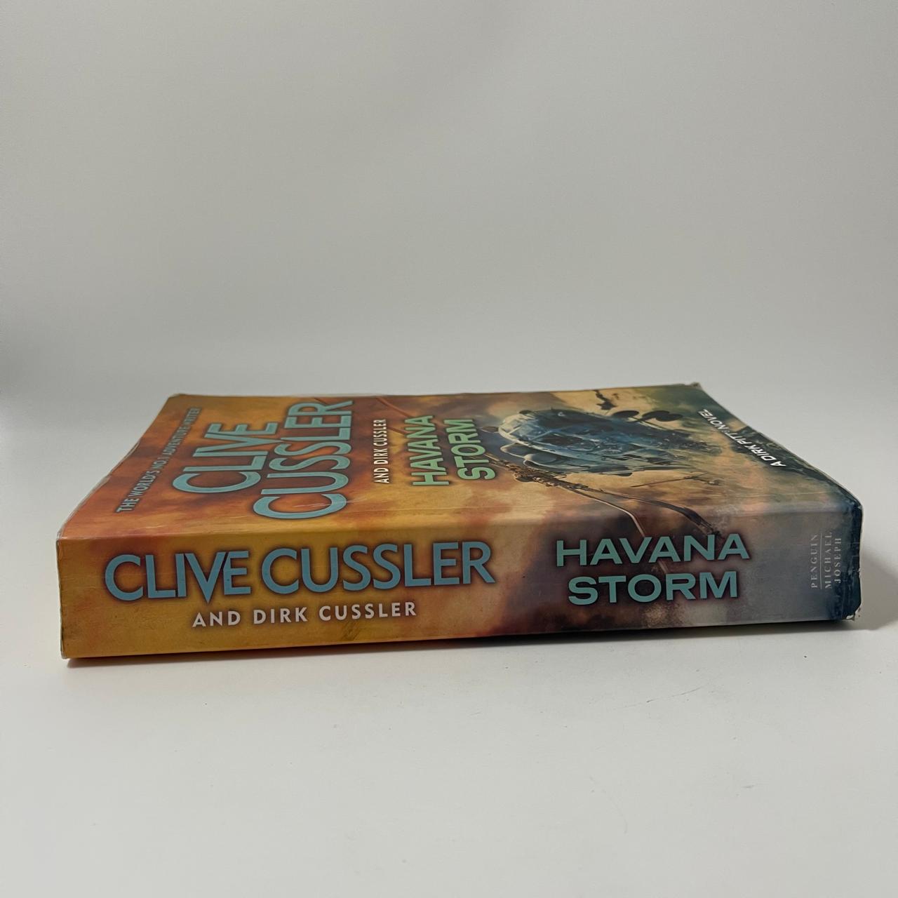 Havana Storm (A Dirk Pitt Adventure) – Large Format - Clive Cussler & Dirk Cussler