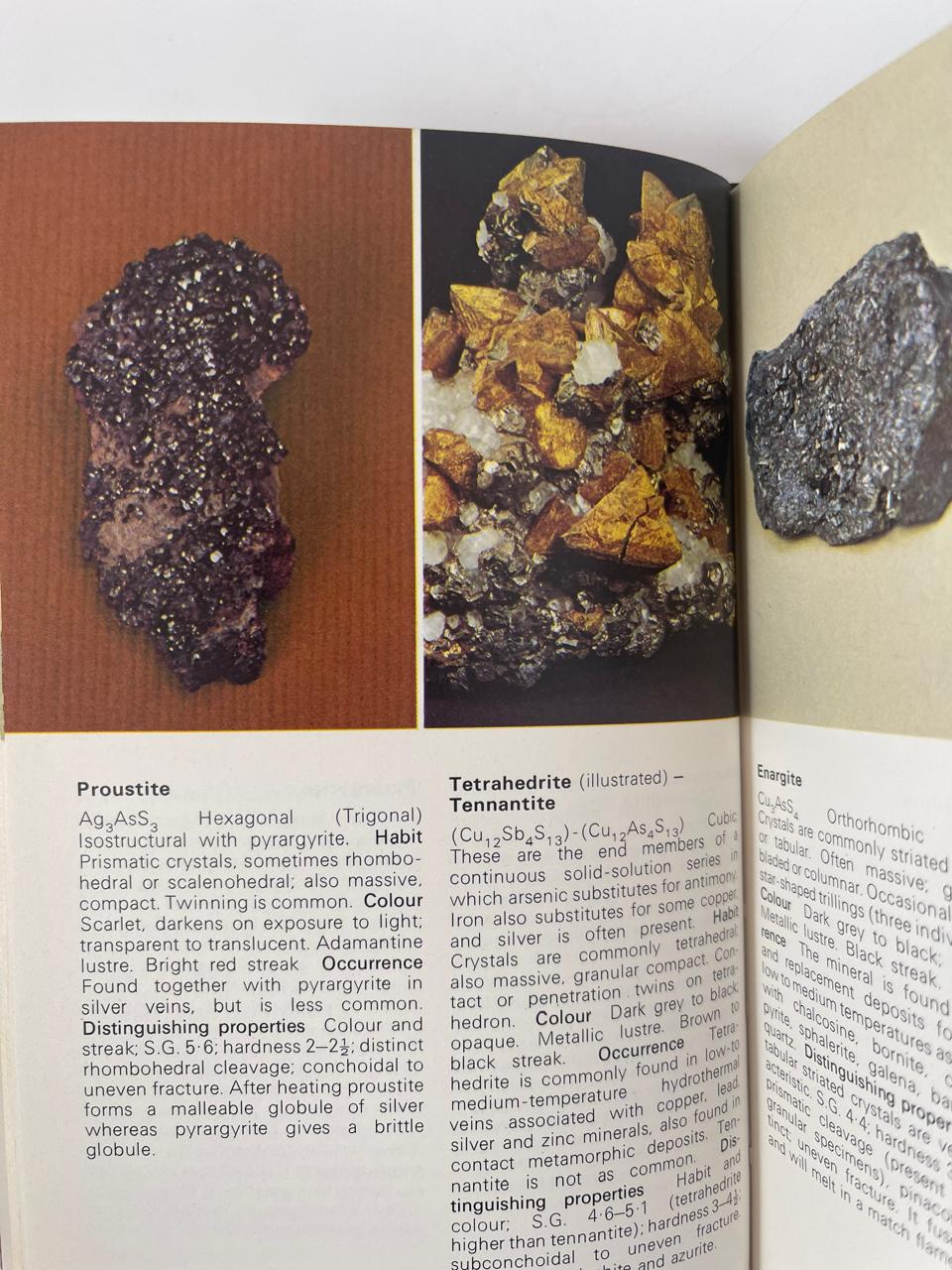 Minerals & Gemstones: Nature and Collector’s Guide Bundle