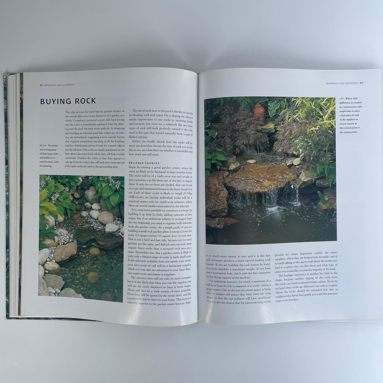 Practical Rock and Water Garden: A Step-by-Step Guide from Planning and Construction to Plants and Planting - Peter Robinson